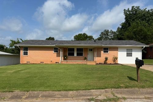 912 Success St, Gilmer, TX, 75644 | Card Image