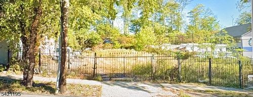 63 Verona Ave, Newark, NJ, 07104-4416 | Card Image