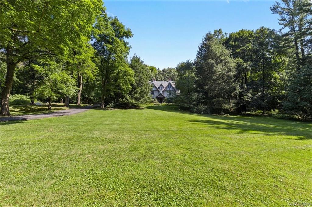 Croton Lake Rd, Mount Kisco, NY 10549