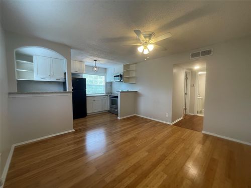 apt-10-1502 Heights Blvd, Houston, TX, 77008-4262 | Card Image