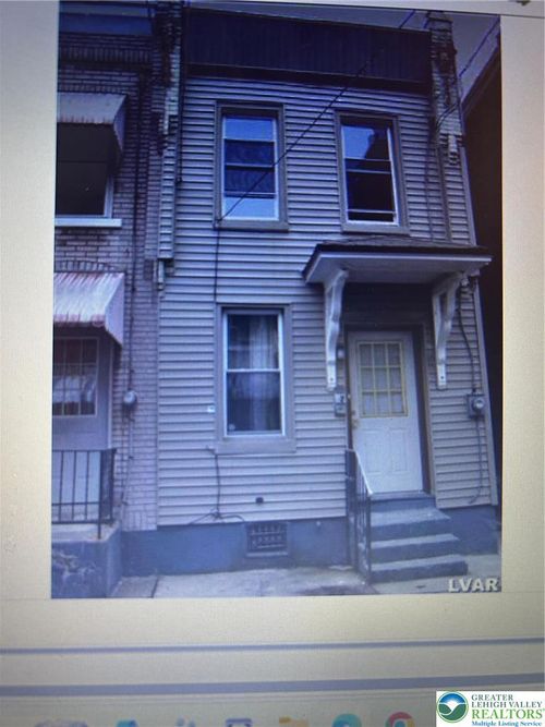 740 Laufer St, BETHLEHEM, PA, 18015-3404 | Card Image