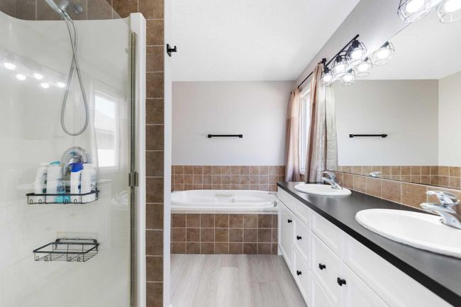 40 Everwillow Pk Sw, House other with 4 bedrooms, 4 bathrooms and 4 parking in Calgary AB | Image 24