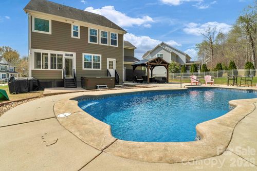 3729 Methodist Church Ln, Waxhaw, NC, 28173-7273 | Card Image