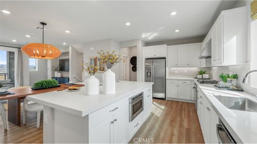 26676 Blue Hills Loop, Valencia, CA, 91381-2388 | Card Image