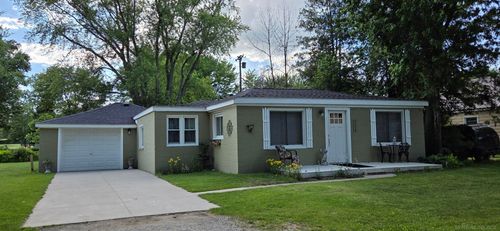 7354 Byron Rd, Lexington, MI, 48450-8929 | Card Image