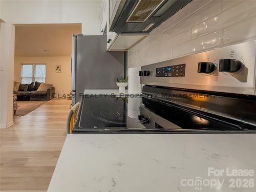 5819 Woodrock Ct, Charlotte, NC, 28214-2886 | Card Image