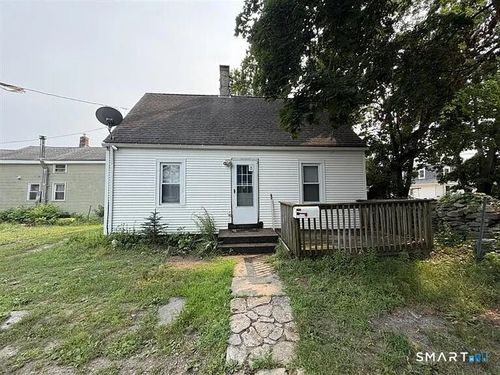 r-242-R Valley St, Willimantic, CT, 06226-2332 | Card Image