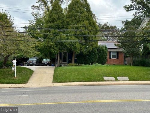 8409 Old Georgetown Rd, BETHESDA, MD, 20814-1417 | Card Image