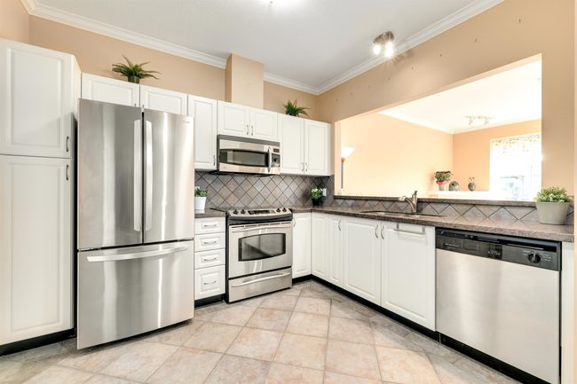 403 - 15323 17 A Ave, Condo with 2 bedrooms, 2 bathrooms and 2 parking in Surrey BC | Image 8