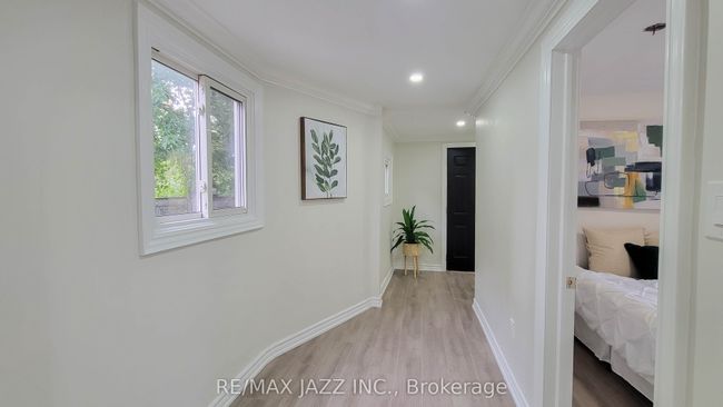7 Maple St, House other with 5 bedrooms, 2 bathrooms and 1 parking in Oshawa ON | Image 5