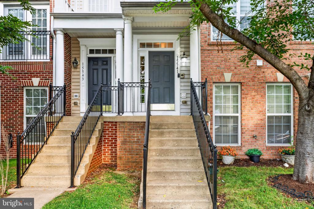 Residential in WOODBRIDGE 2