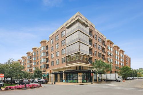 apt-208-22 Ave At Port Imperial, West New York, NJ, 07093-7802 | Card Image