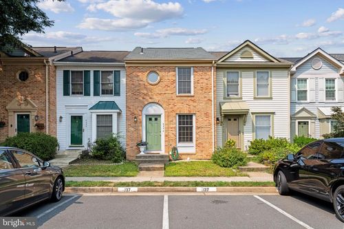 6528 Skylemar Trl, CENTREVILLE, VA, 20121-3837 | Card Image