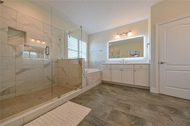 Master Bath | Image 21