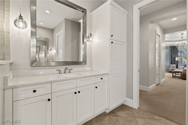 Primary Bathroom | Image 25