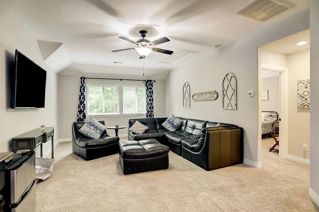 409 Holly Forest Dr, House other with 5 bedrooms, 4 bathrooms and 3 parking in Conroe TX | Image 15