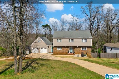 949 Mountain Oaks Dr, Hoover, AL, 35226-1823 | Card Image