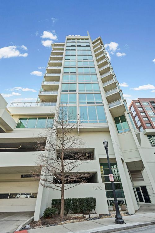 1111-1570 Elmwood Ave, Evanston, IL, 60201-4392 | Card Image