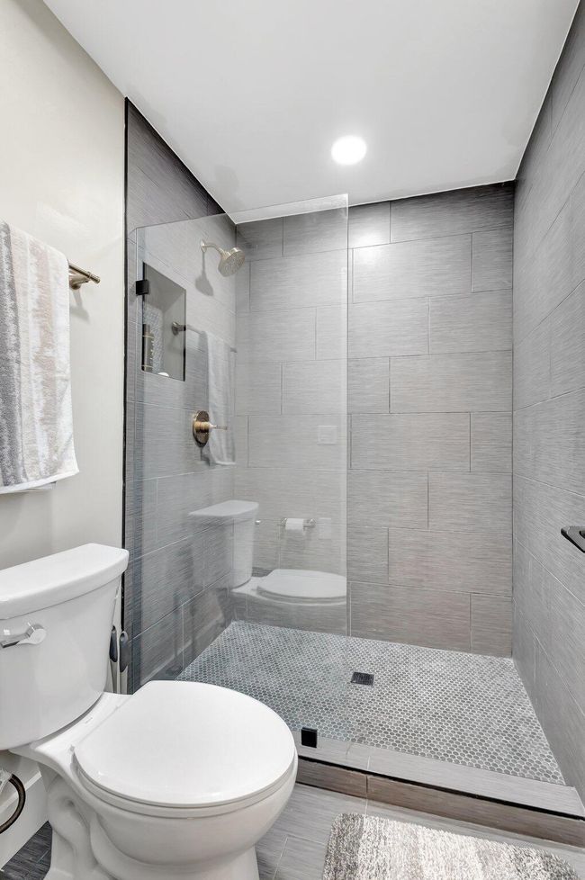 295 Old Meadow Way, Condo with 2 bedrooms, 2 bathrooms and null parking in Palm Beach Gardens FL | Image 16