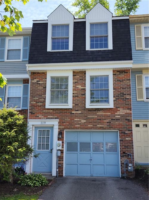 119 Ligonier Ln, New Kensington, PA, 15068-9300 | Card Image