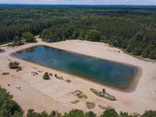 W6091 N Lake Drive, Germantown, WI, 53950 | Card Image