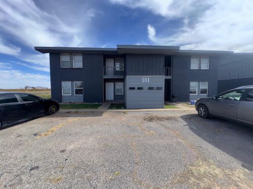 101 Pecos Pl, Plainview, TX, 79072-1316 | Card Image