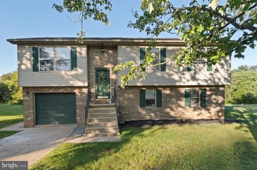 112 Branch Cir, EAST BERLIN, PA, 17316-8620 | Card Image