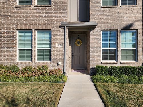 4704 Haltom Rd, Fort Worth, TX, 76117-4128 | Card Image