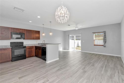 4035 11th St E, BRADENTON, FL, 34208-1201 | Card Image