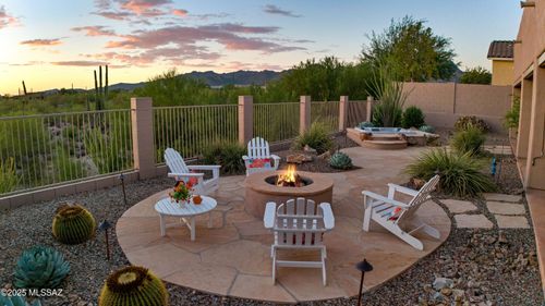 12433 N Golden Mirror Dr, Marana, AZ, 85658-4746 | Card Image