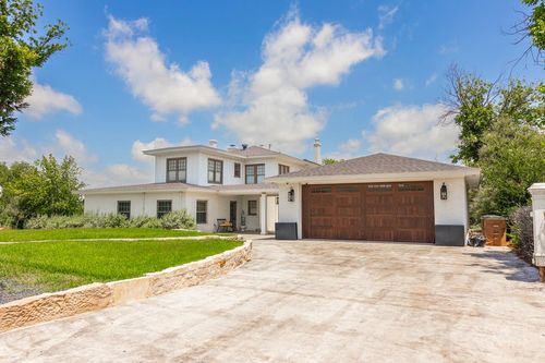 610 W Avenue C, San Angelo, TX, 76903-6740 | Card Image