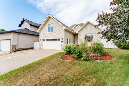 1258 1 Ave Nw, Drumheller, AB, T0J0Y1 | Card Image