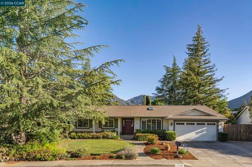 711 Bloching Cir, Clayton, CA, 94517-1625 | Card Image