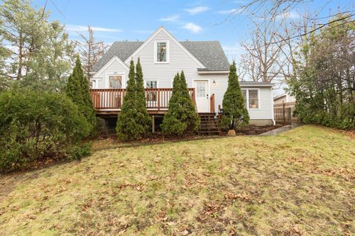 289 Malletts Bay Ave, Winooski, VT, 05404-1722 | Card Image