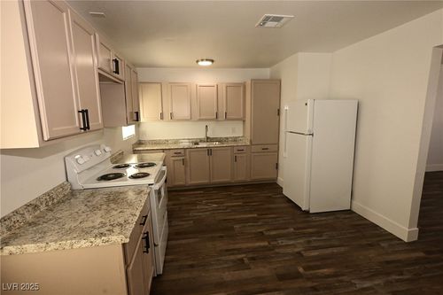 apt-1-1007 C St, Las Vegas, NV, 89106-3356 | Card Image