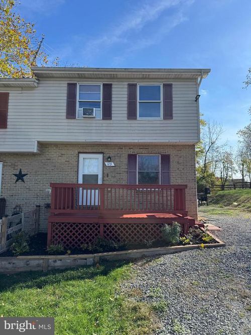 129 Woodridge Ct, STEPHENS CITY, VA, 22655-3513 | Card Image