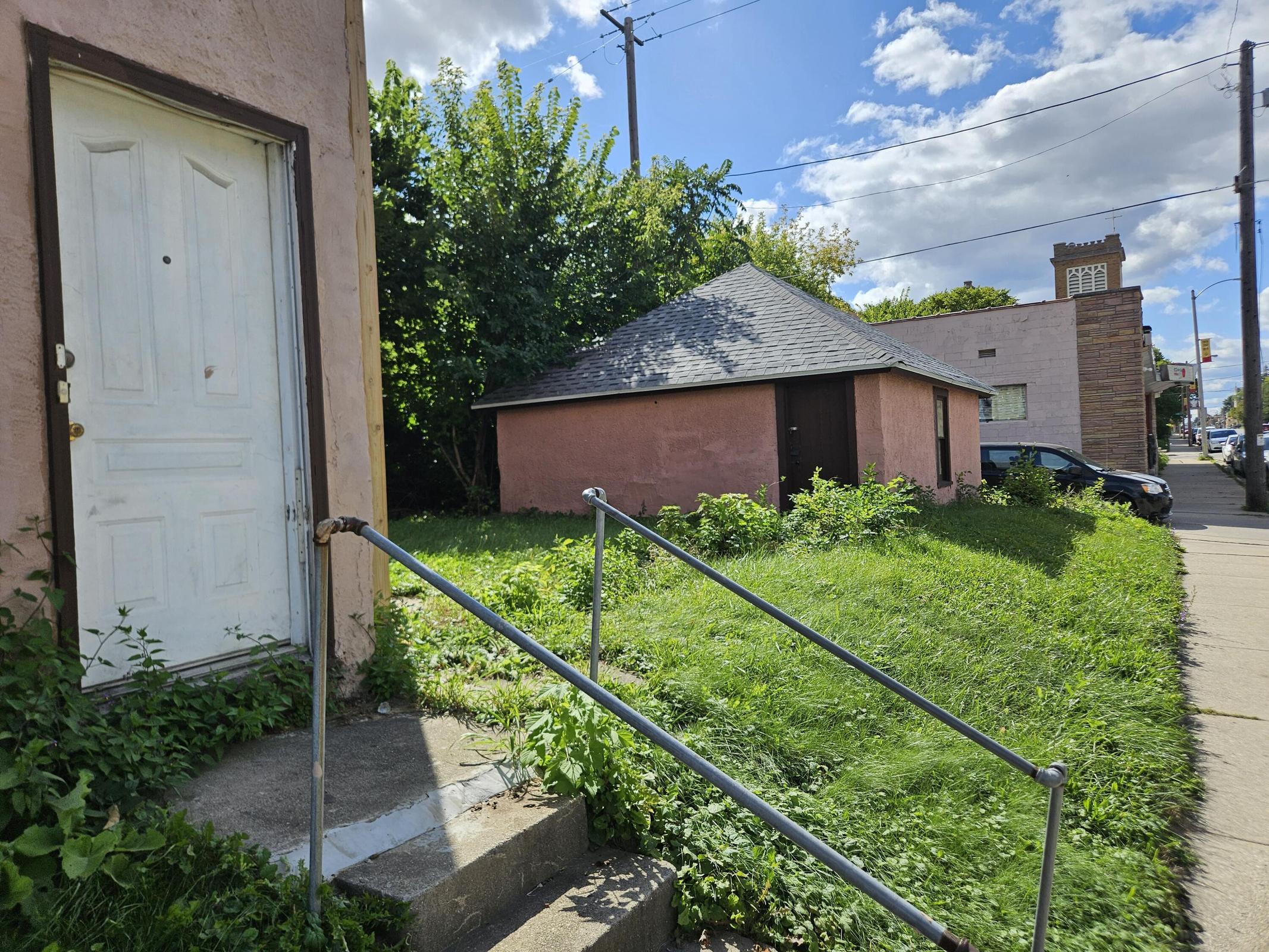 Residential Income in Milwaukee 4