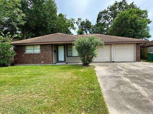 530 Edgebrook Dr, Houston, TX, 77034-2125 | Card Image