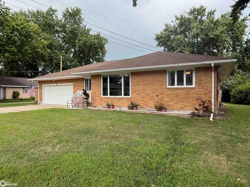 201 E Fillmore Ave, Fairfield, IA, 52556-3829 | Card Image
