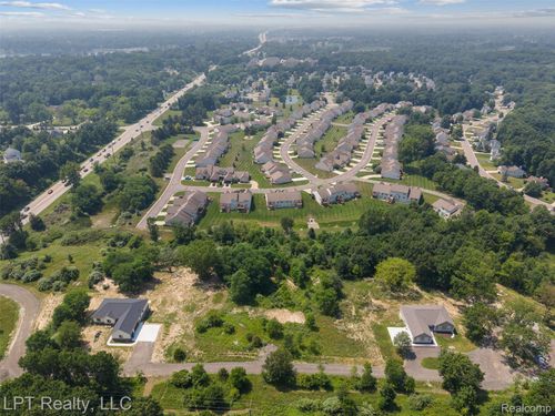 1633 Frech Ln, Howell, MI, 48843 | Card Image