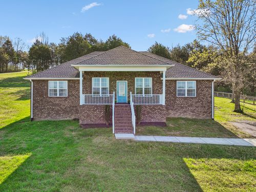 645 Bridle Path Ln, Hartsville, TN, 37074-3583 | Card Image