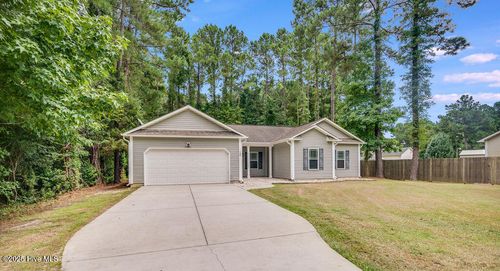 138 Bayside Dr, Sneads Ferry, NC, 28460-8508 | Card Image