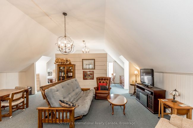 828350 Mulmur Nottawasaga Tline, Home with 6 bedrooms, 1 bathrooms and 18 parking in Mulmur ON | Image 24