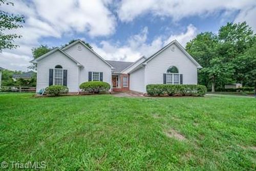 201 Brookfarm Trl, Lewisville, NC, 27023-8217 | Card Image