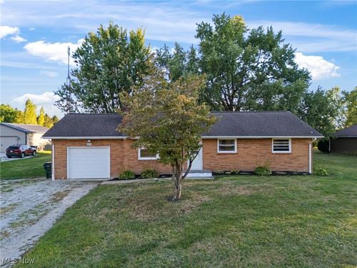 6416 15th St Ne, East Canton, OH, 44730-1808 | Card Image