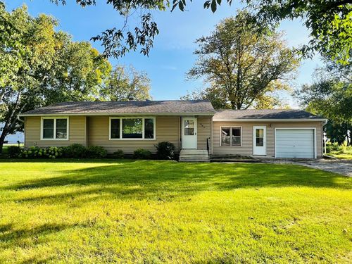 302 Lois Ave S, Herman, MN, 56248-2131 | Card Image