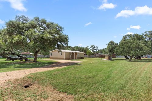 1031 County Road 152, Columbus, TX, 78934-1648 | Card Image