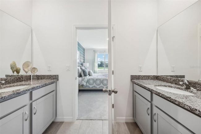 917 Pearlwood Loop, House other with 4 bedrooms, 2 bathrooms and null parking in EAGLE LAKE FL | Image 31