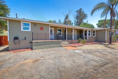 10859 Valle Vista Rd, Lakeside, CA, 92040-1727 | Card Image