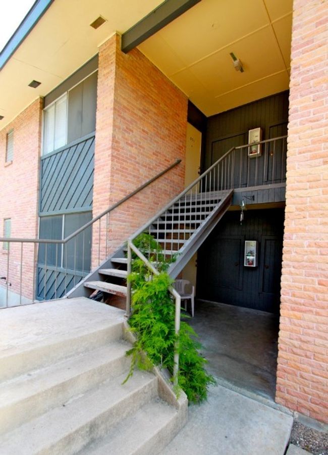 APT-101 - 3304 Red River St, Condo with 2 bedrooms, 1 bathrooms and 2 parking in Austin TX | Image 16